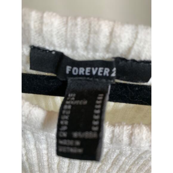 White Ribbed Camisole Crop Top Sz  Medium - Picture 5 of 8